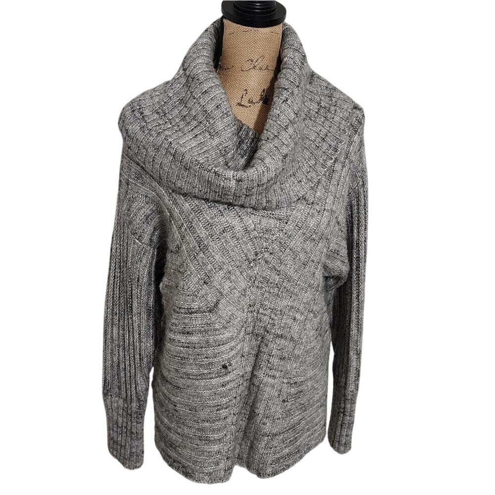 Hinge Heathered Grey Wool Blend‎ Cowl Neck Sweater size Small